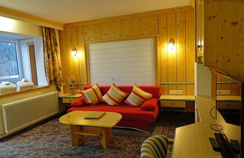 Premium Wanderhotel Steirerhof Шладминг Экстерьер фото
